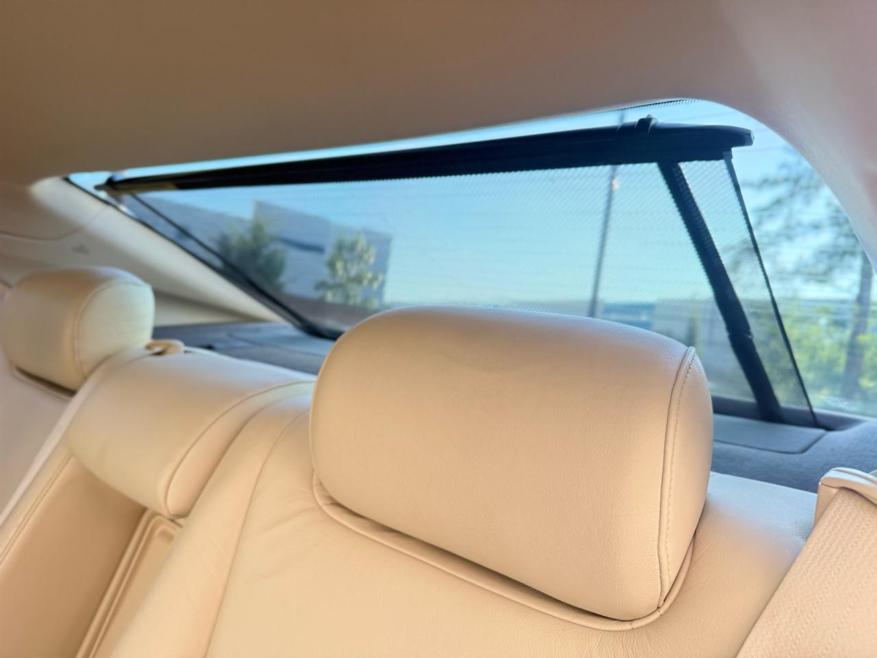 Lexus ES 350 4dr Sdn 2010