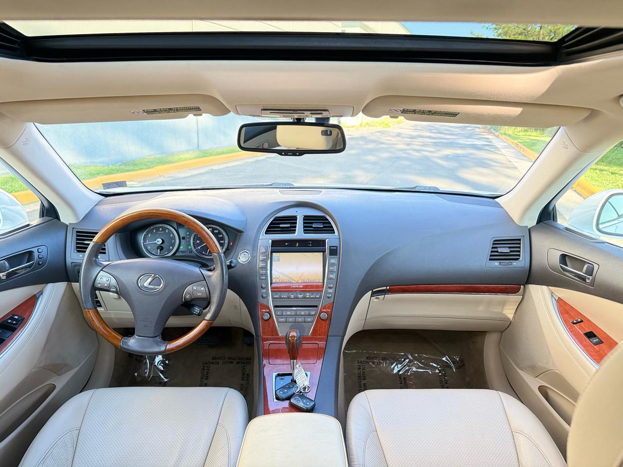 Lexus ES 350 4dr Sdn 2010