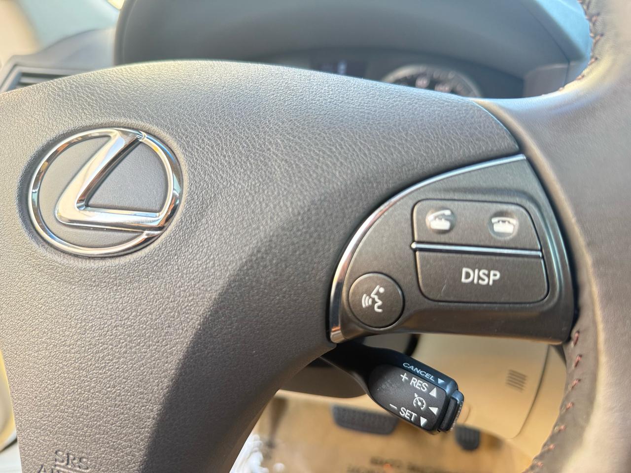 Lexus ES 350 4dr Sdn 2010