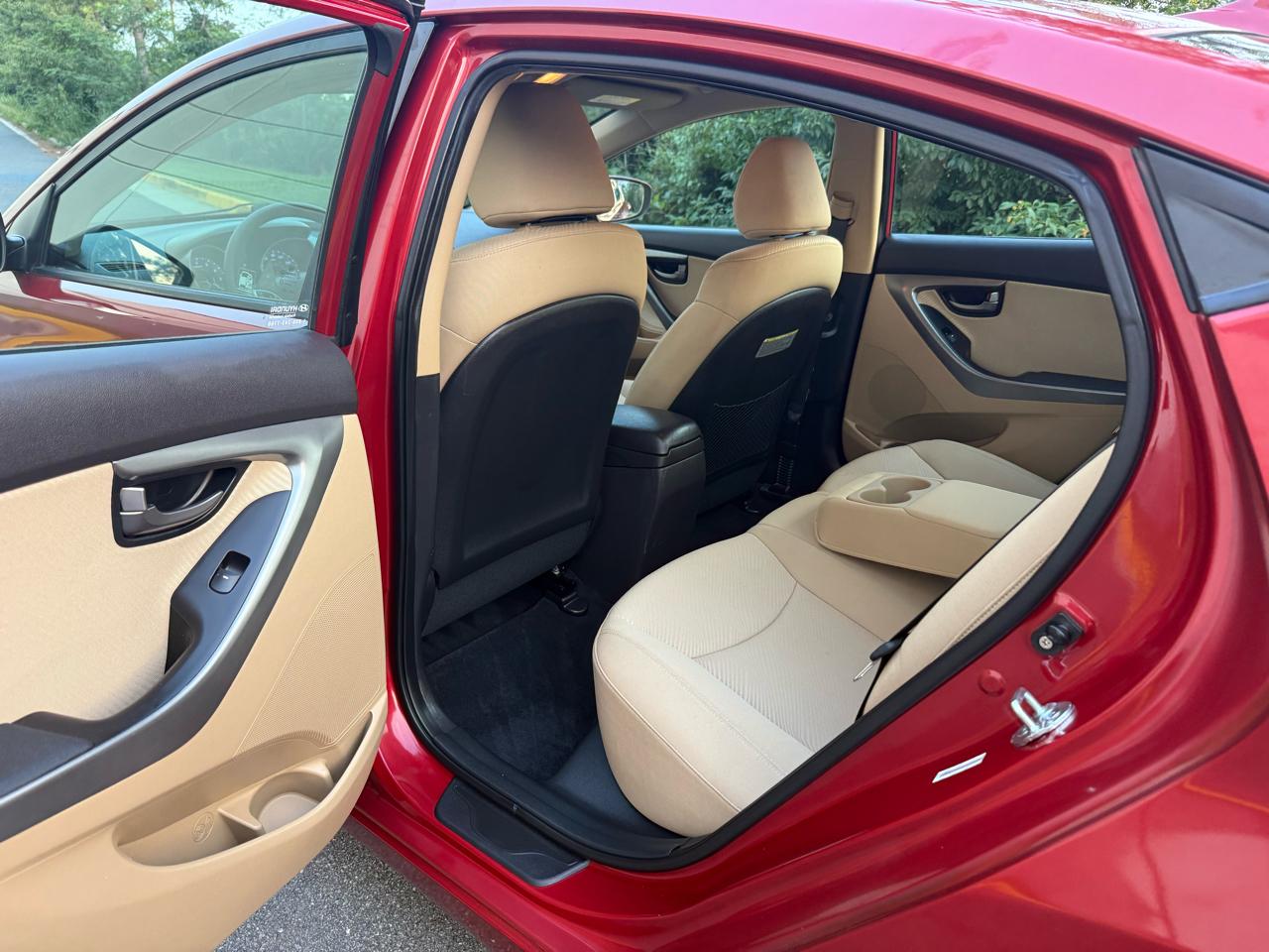 Hyundai Elantra 4dr Sdn Auto GLS (Ulsan Plant) 2012