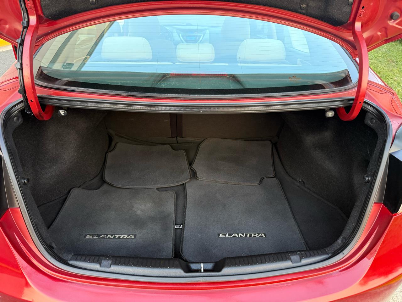 Hyundai Elantra 4dr Sdn Auto GLS (Ulsan Plant) 2012