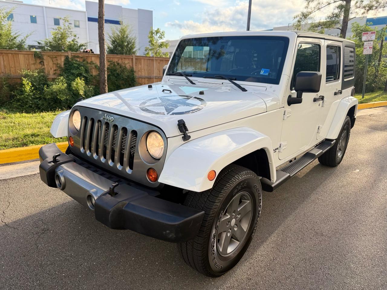 Jeep Wrangler Unlimited 4WD 4dr Freedom Edition *Ltd Avail* 2013
