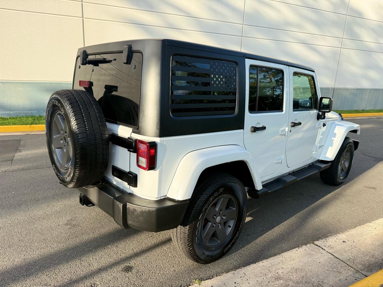 Jeep Wrangler Unlimited 4WD 4dr Freedom Edition *Ltd Avail* 2013