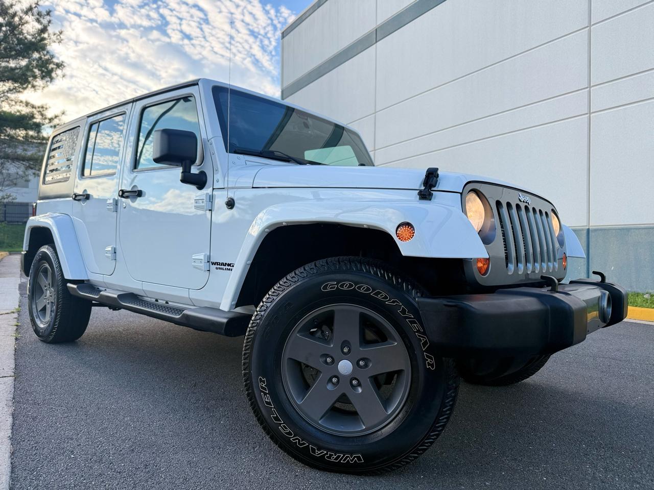 Jeep Wrangler Unlimited 4WD 4dr Freedom Edition *Ltd Avail* 2013