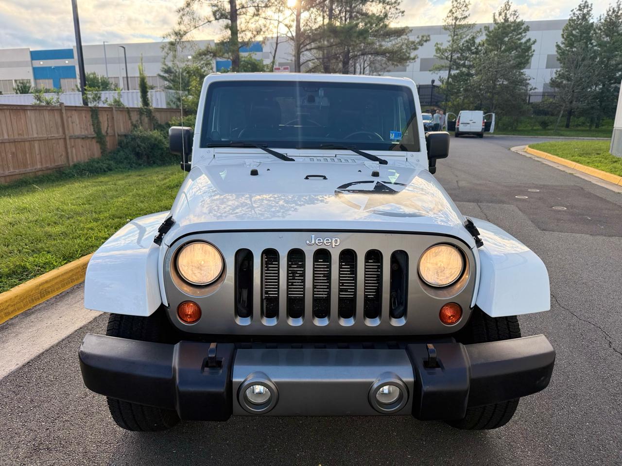 Jeep Wrangler Unlimited 4WD 4dr Freedom Edition *Ltd Avail* 2013
