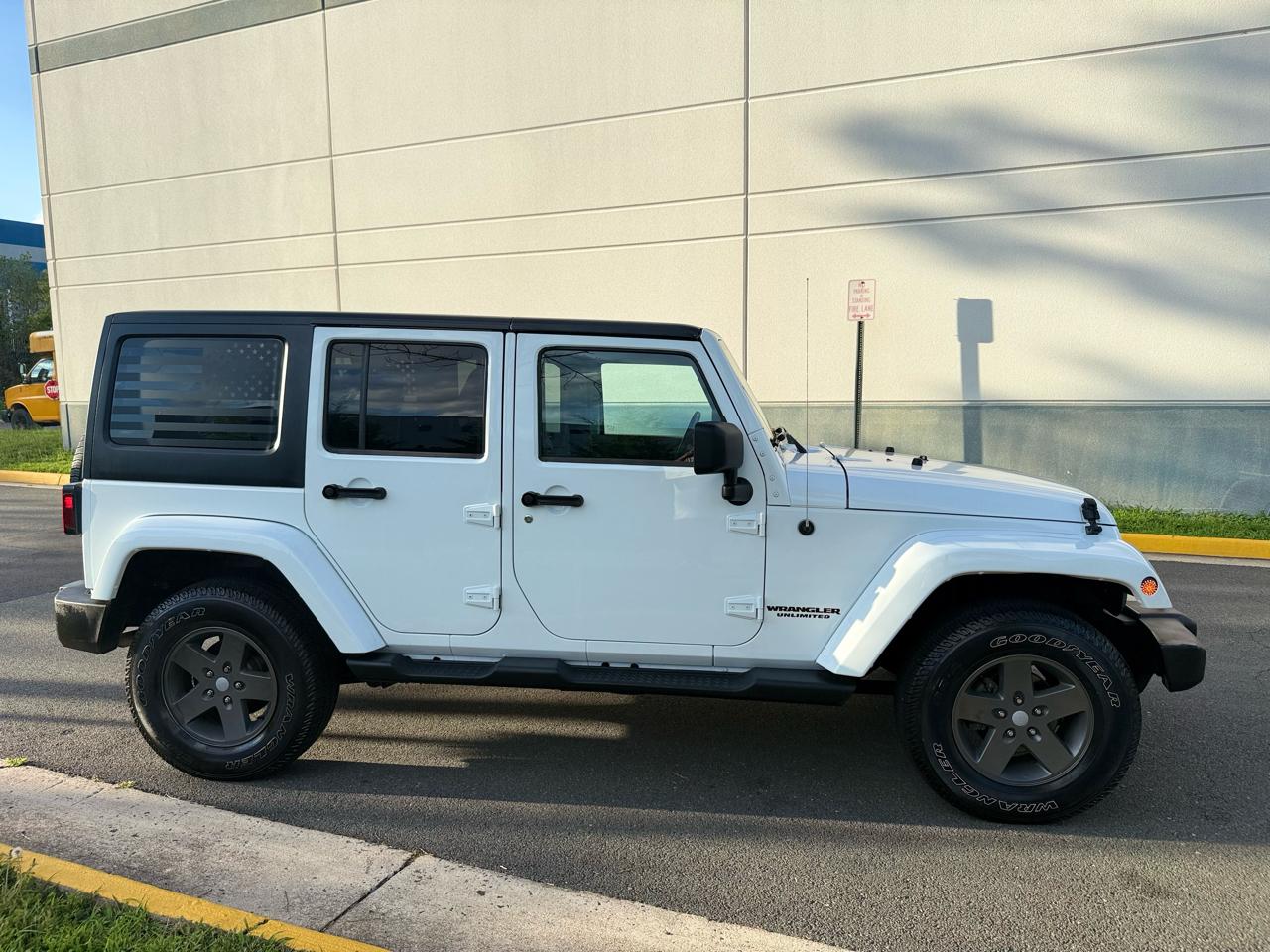 Jeep Wrangler Unlimited 4WD 4dr Freedom Edition *Ltd Avail* 2013