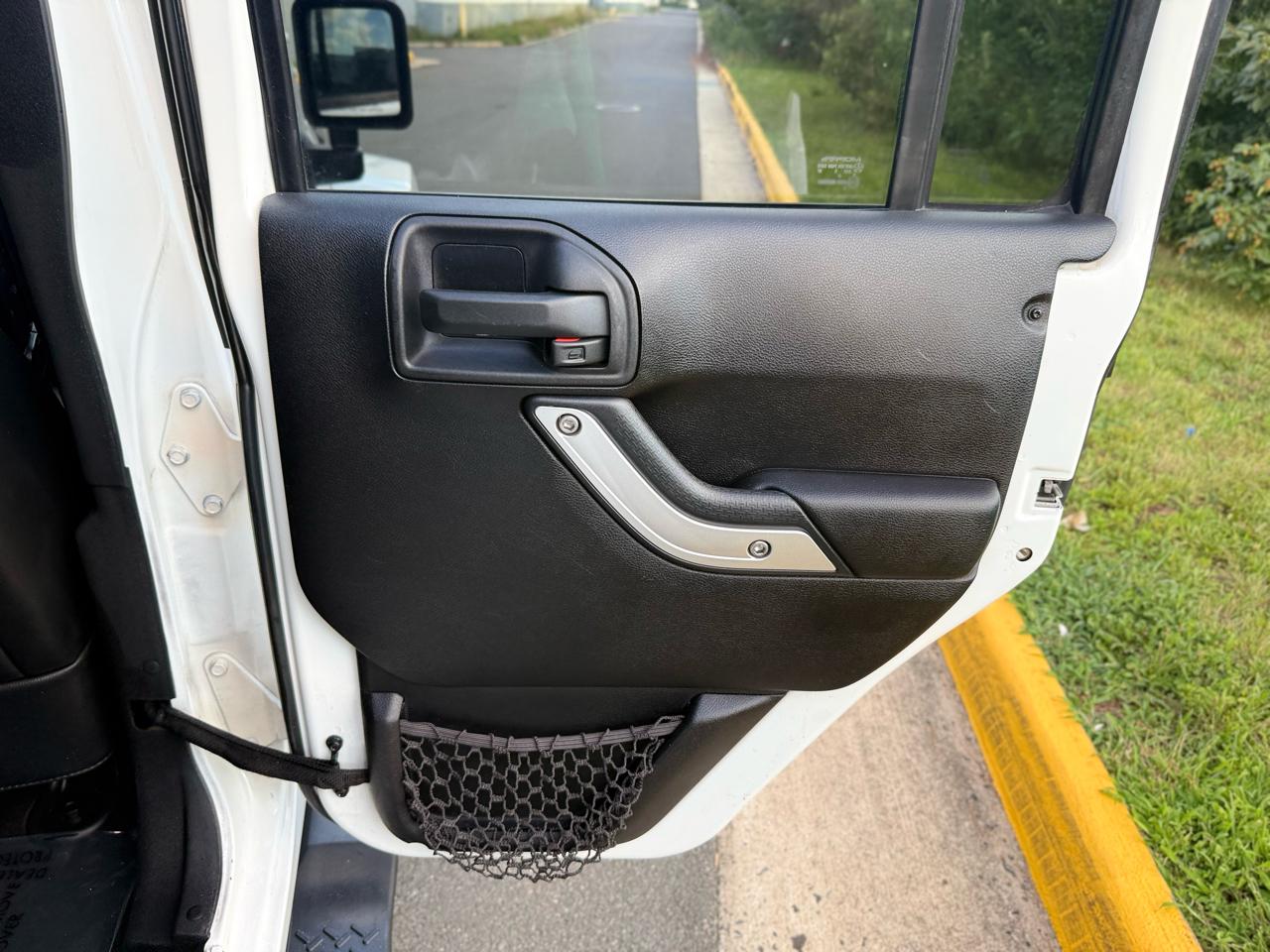 Jeep Wrangler Unlimited 4WD 4dr Freedom Edition *Ltd Avail* 2013
