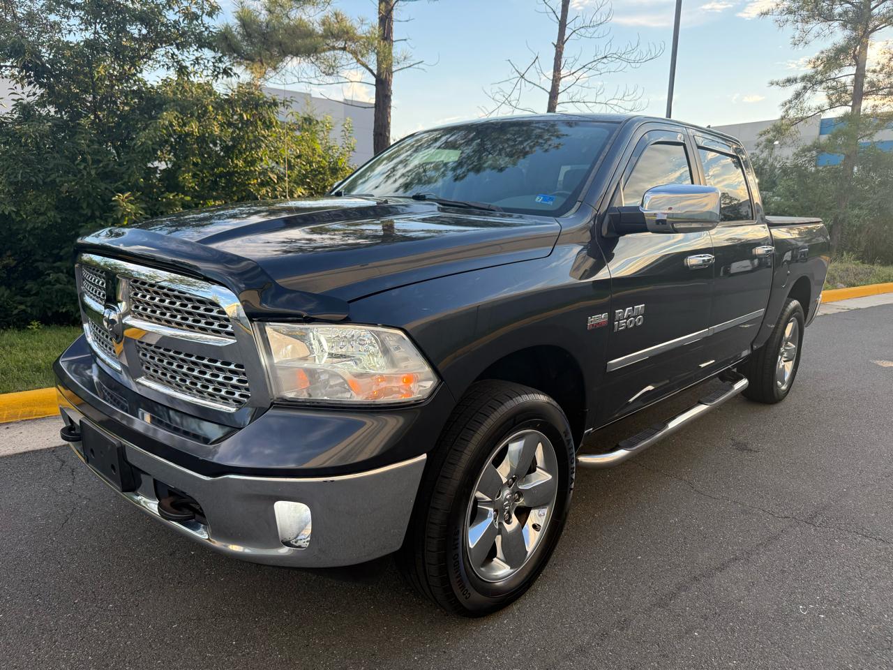 RAM 1500 4WD Crew Cab 140.5" Big Horn 2014