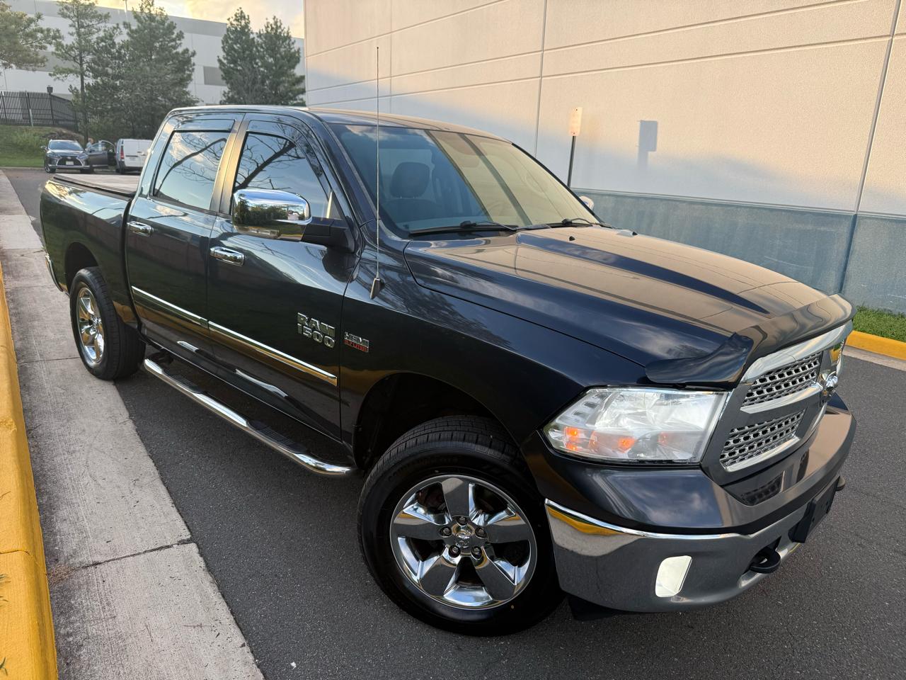 RAM 1500 4WD Crew Cab 140.5" Big Horn 2014