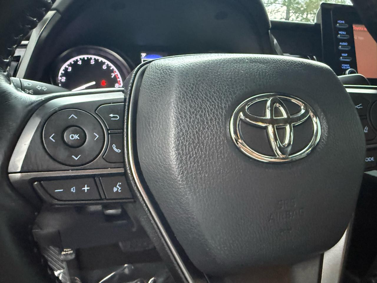 Toyota Camry SE Auto (Natl) 2021