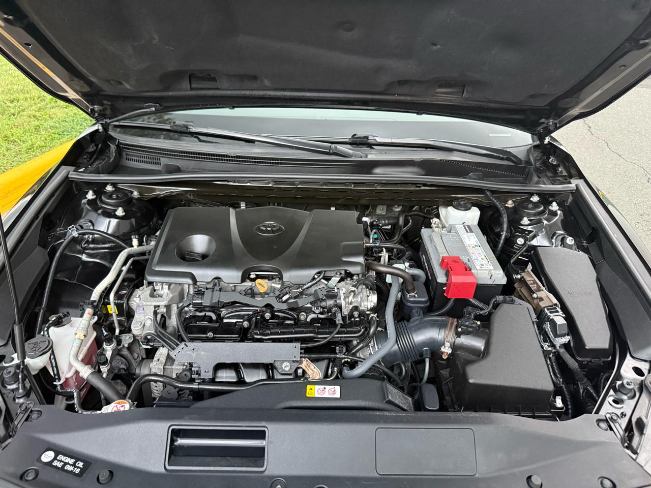 Toyota Camry SE Auto (Natl) 2021