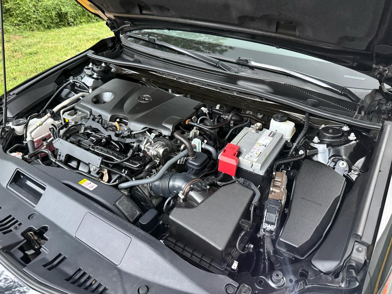 Toyota Camry SE Auto (Natl) 2021