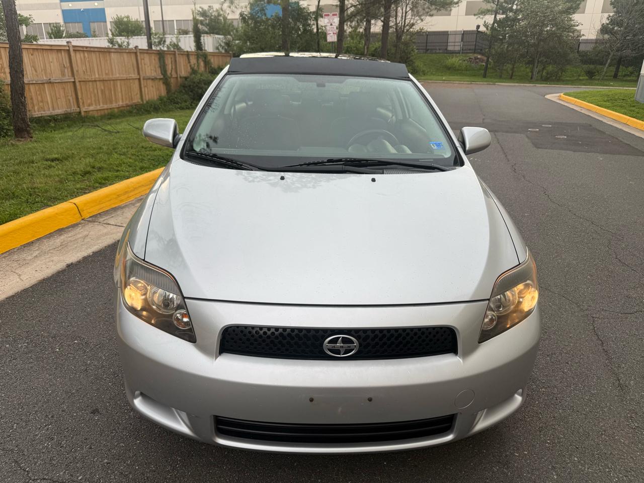 Scion tC 2dr HB Man (Natl) 2009