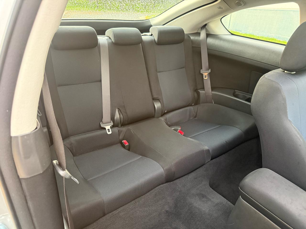 Scion tC 2dr HB Man (Natl) 2009