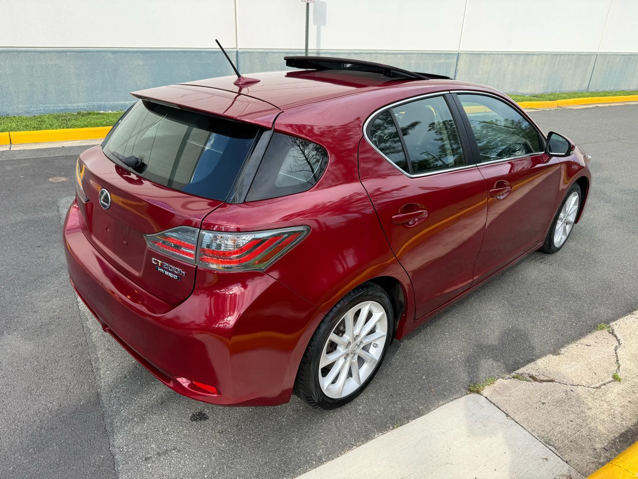 Lexus CT 200h FWD 4dr Hybrid 2011