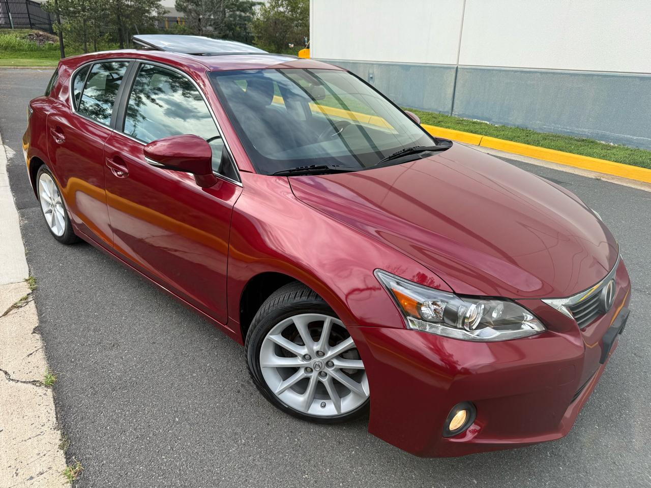 Lexus CT 200h FWD 4dr Hybrid 2011