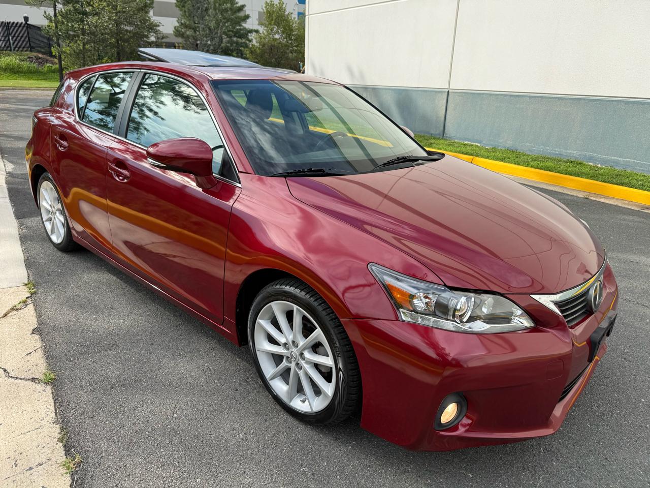 Lexus CT 200h FWD 4dr Hybrid 2011