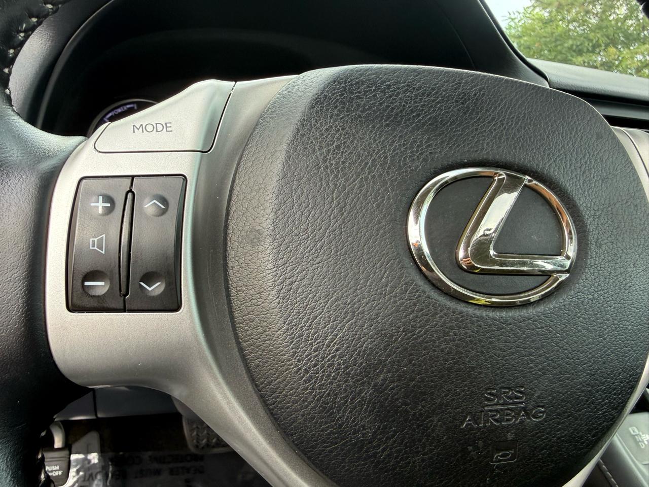 Lexus CT 200h FWD 4dr Hybrid 2011