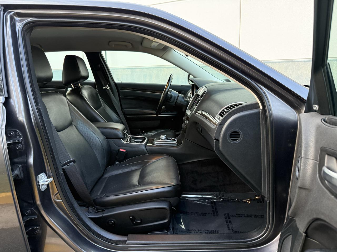 Chrysler 300 Limited RWD 2018