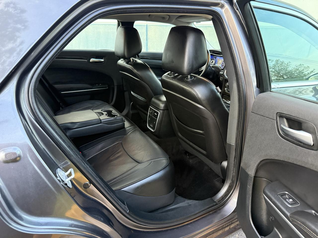 Chrysler 300 Limited RWD 2018