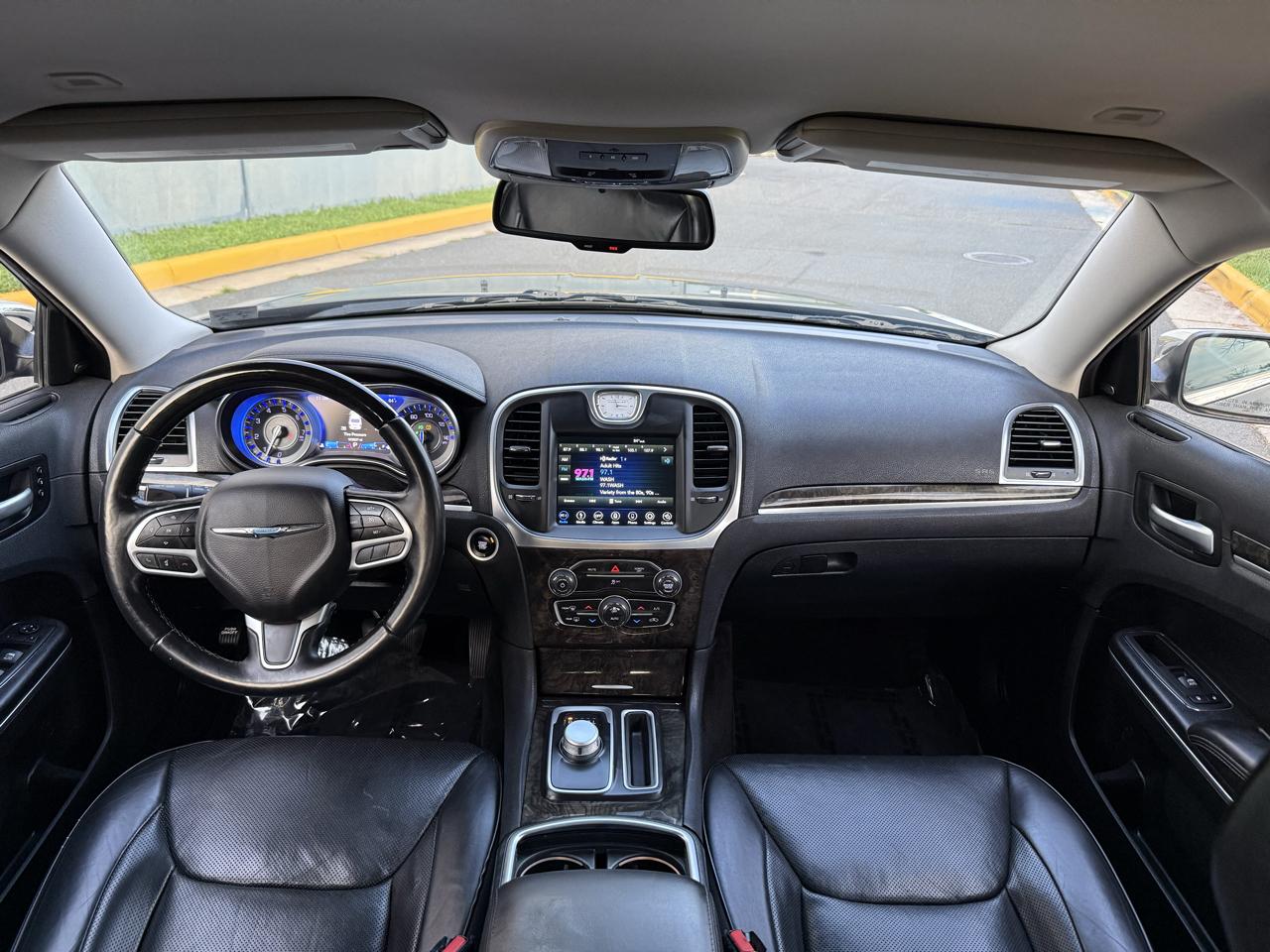 Chrysler 300 Limited RWD 2018