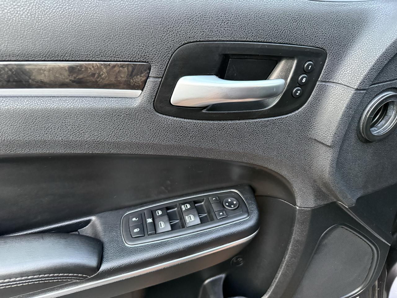 Chrysler 300 Limited RWD 2018