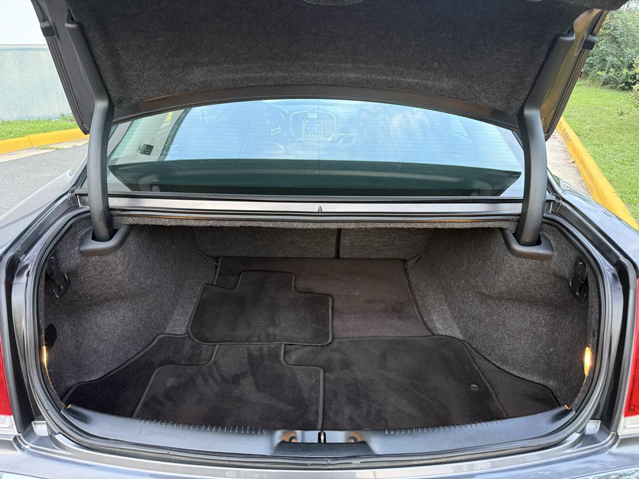 Chrysler 300 Limited RWD 2018