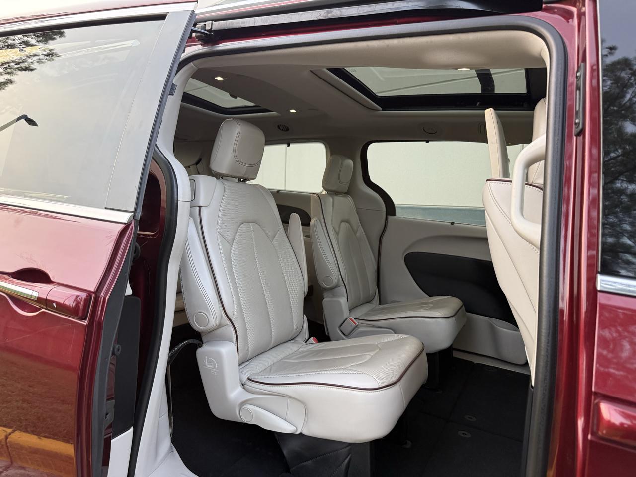 Chrysler Pacifica Limited FWD 2017