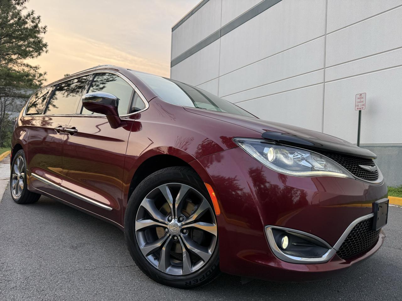 Chrysler Pacifica Limited FWD 2017