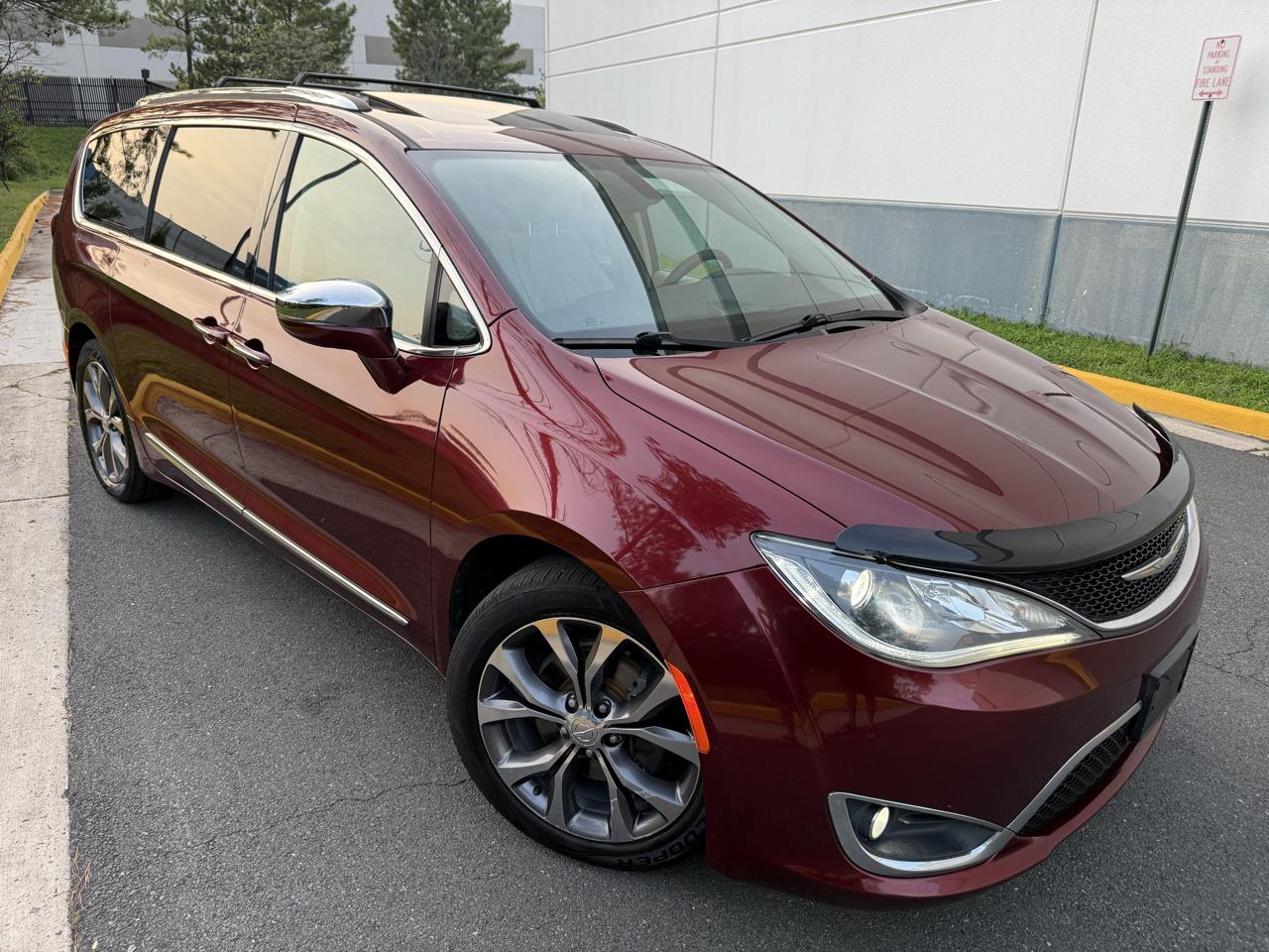 Chrysler Pacifica Limited FWD 2017