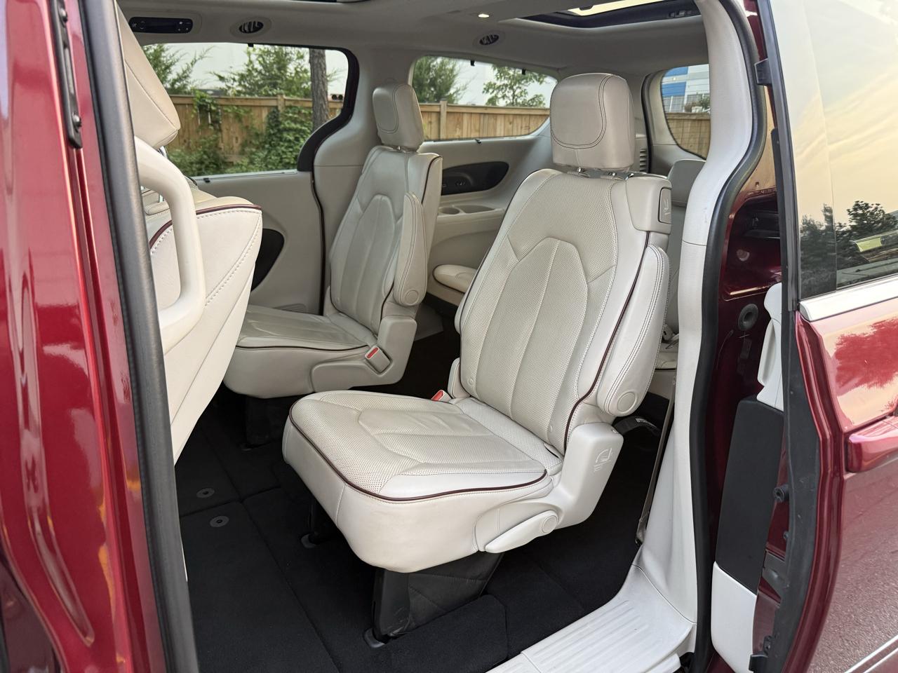 Chrysler Pacifica Limited FWD 2017