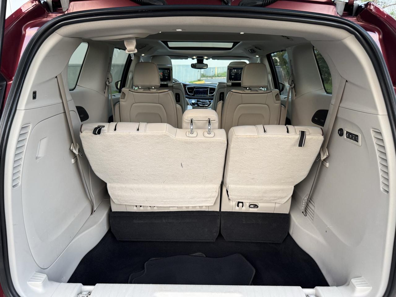 Chrysler Pacifica Limited FWD 2017
