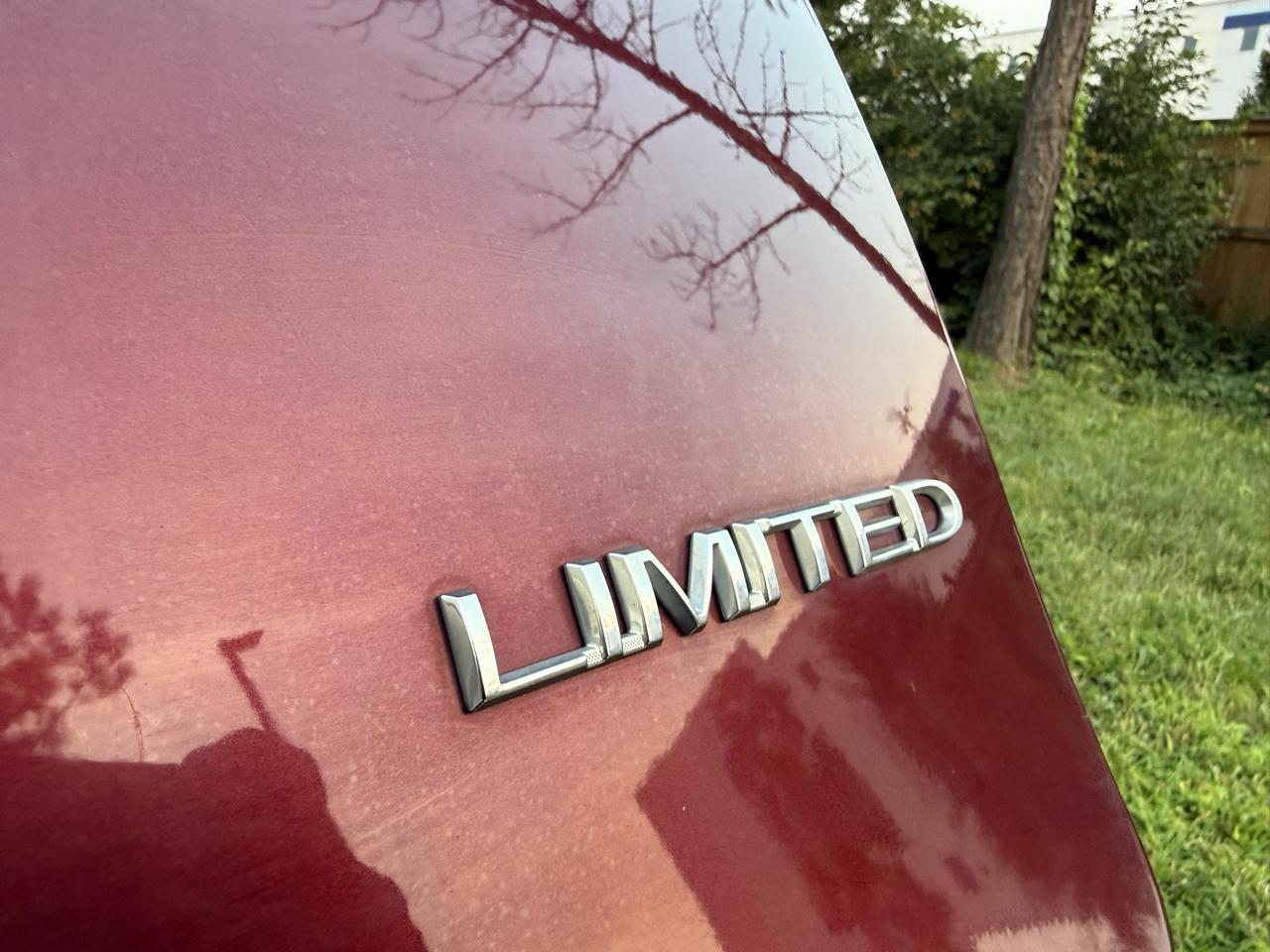 Chrysler Pacifica Limited FWD 2017
