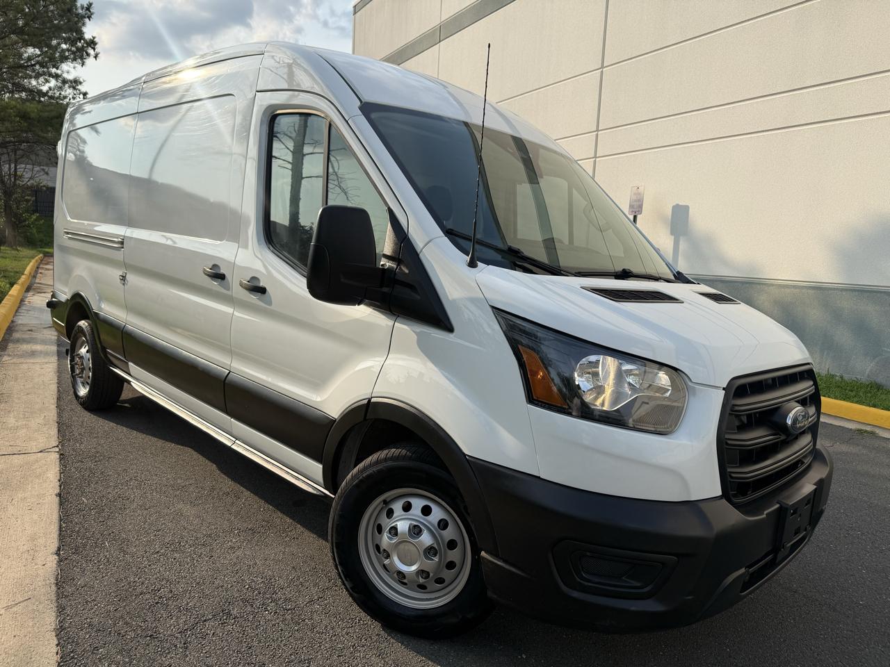 Ford Transit Cargo Van T-250 130" Med Rf 9070 GVWR AWD 2020