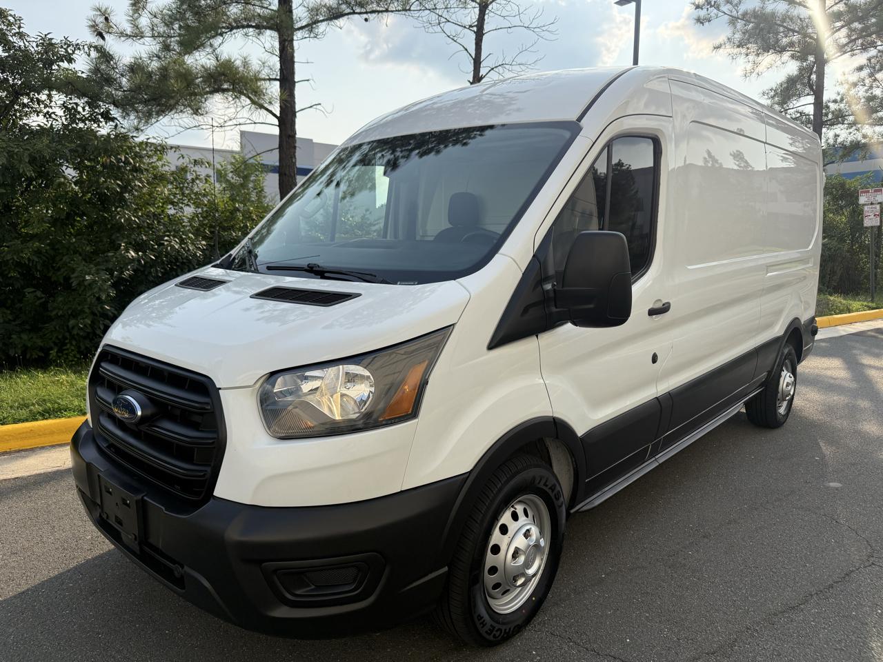 Ford Transit Cargo Van T-250 130" Med Rf 9070 GVWR AWD 2020