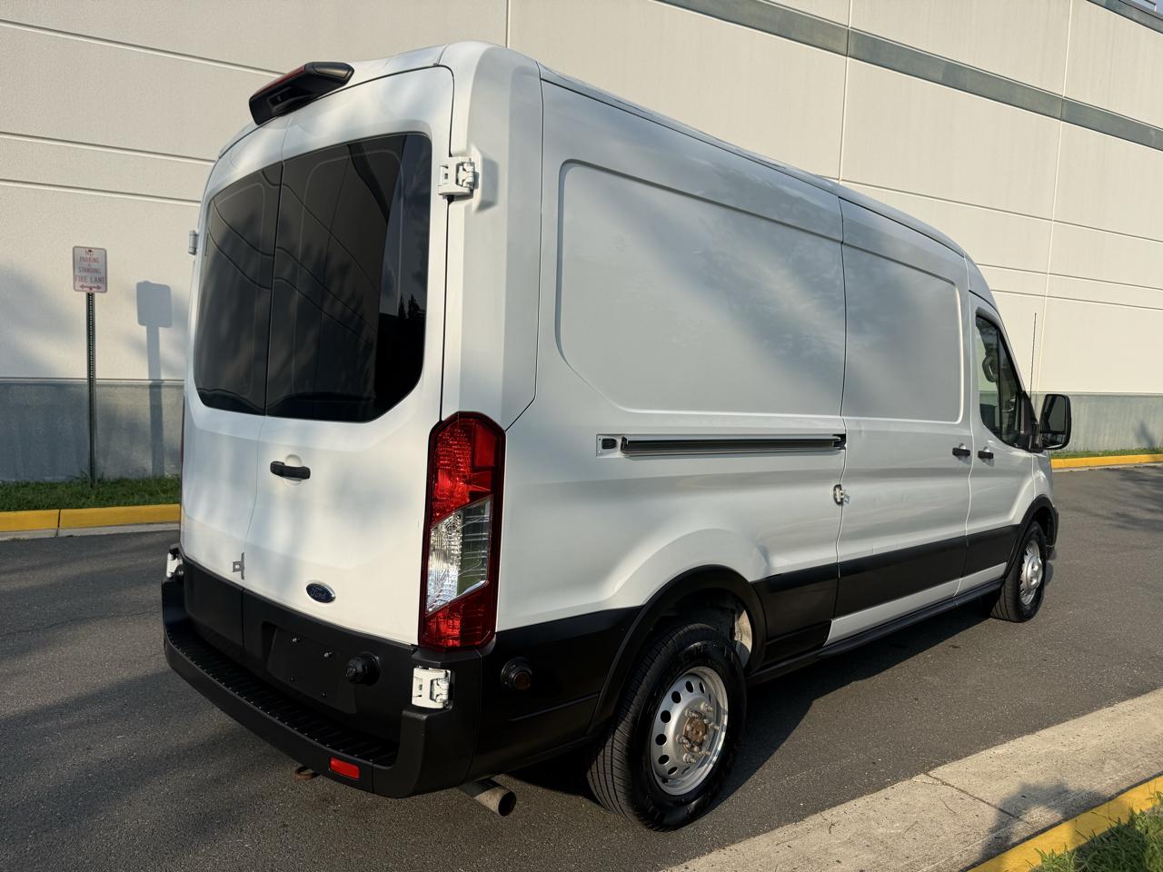 Ford Transit Cargo Van T-250 130" Med Rf 9070 GVWR AWD 2020