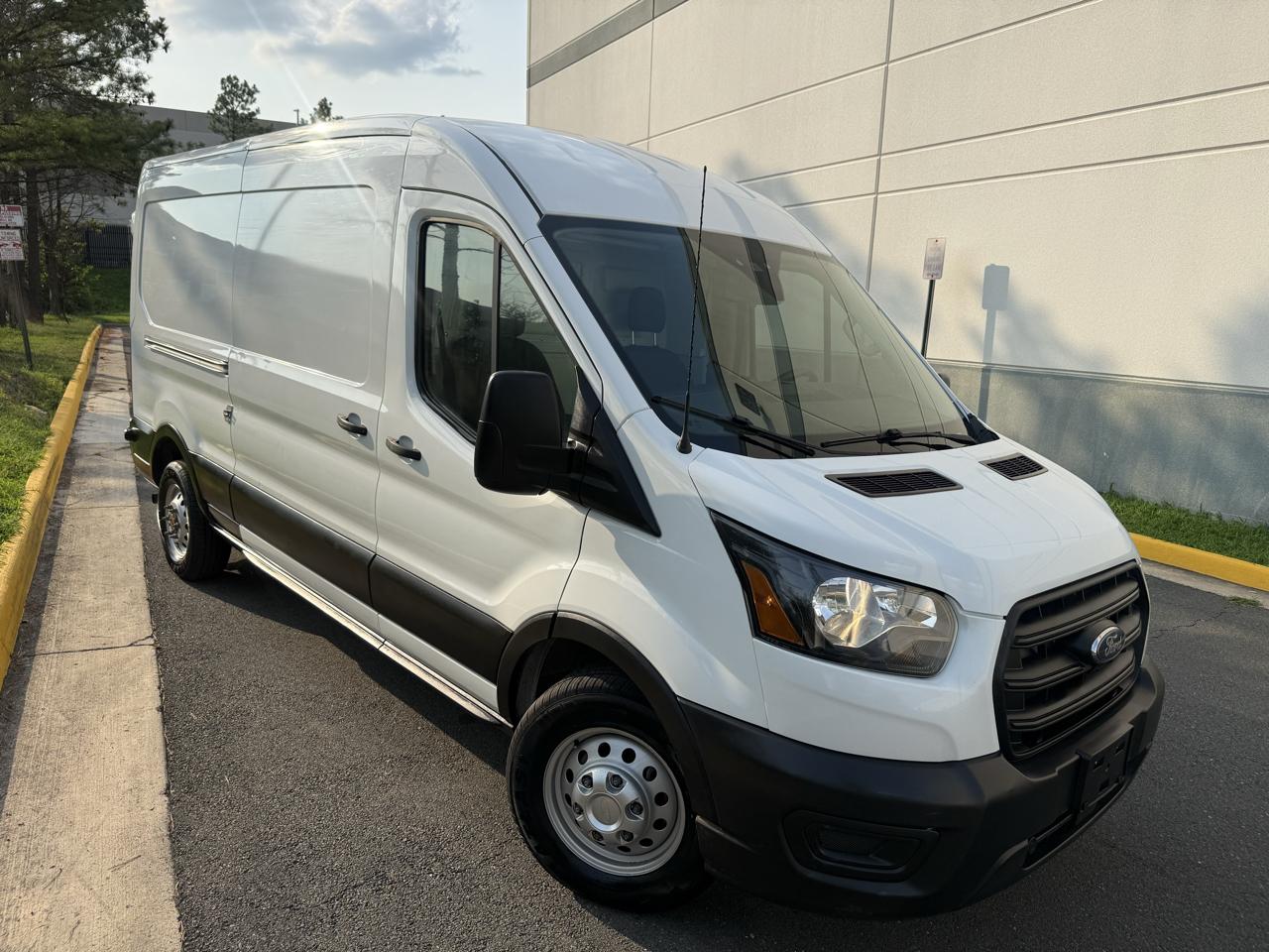 Ford Transit Cargo Van T-250 130" Med Rf 9070 GVWR AWD 2020