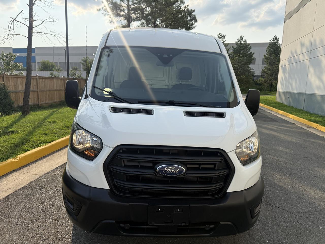 Ford Transit Cargo Van T-250 130" Med Rf 9070 GVWR AWD 2020