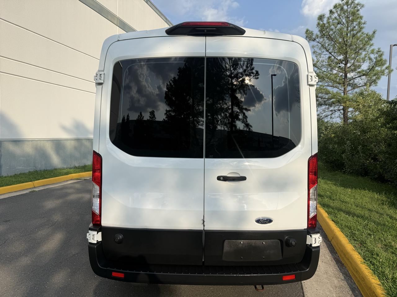 Ford Transit Cargo Van T-250 130" Med Rf 9070 GVWR AWD 2020