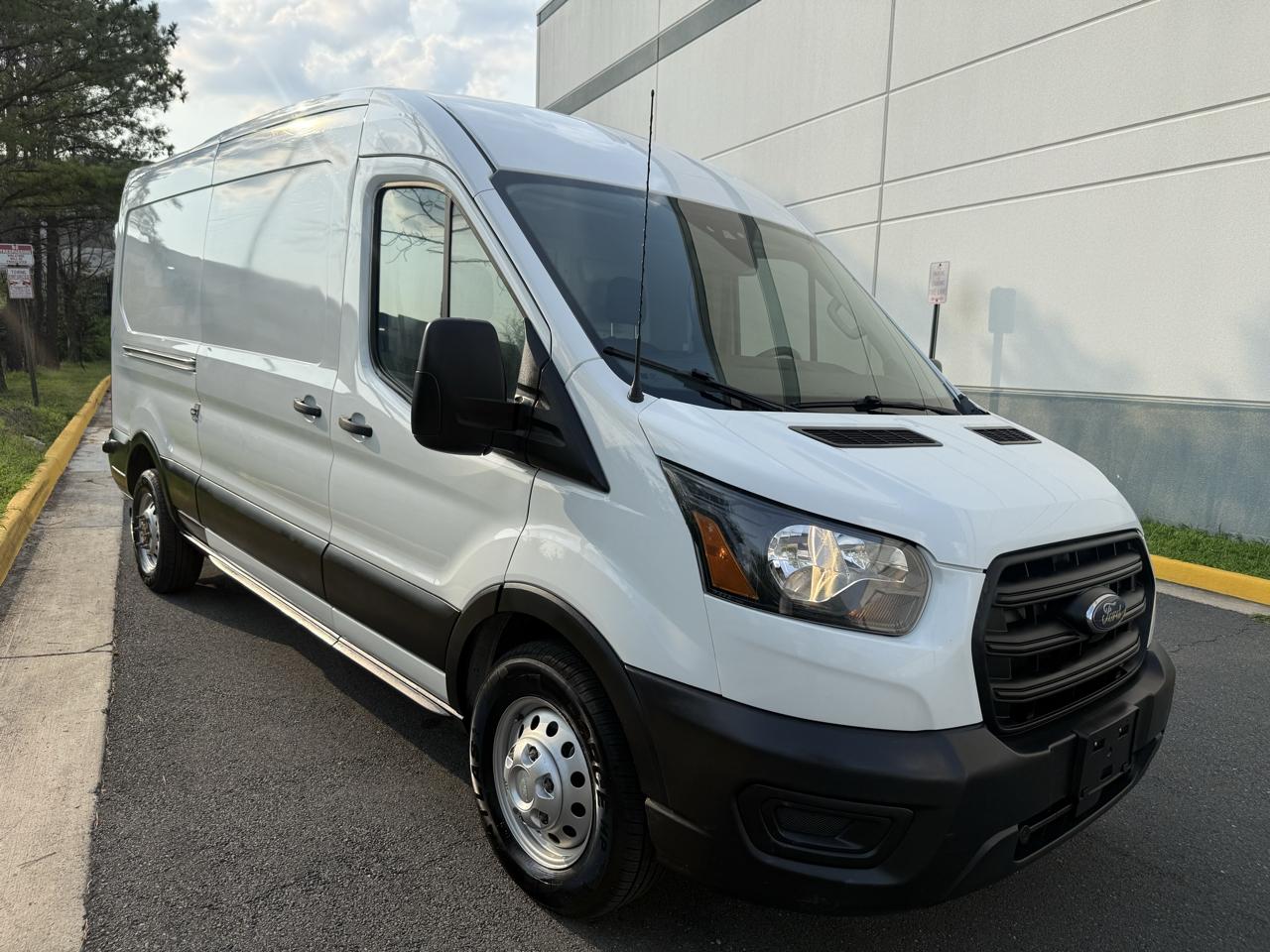 Ford Transit Cargo Van T-250 130" Med Rf 9070 GVWR AWD 2020