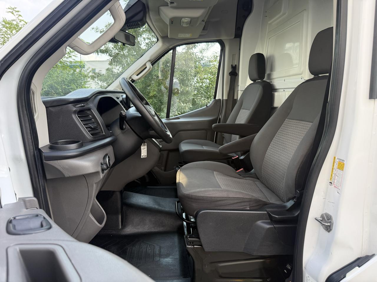 Ford Transit Cargo Van T-250 130" Med Rf 9070 GVWR AWD 2020