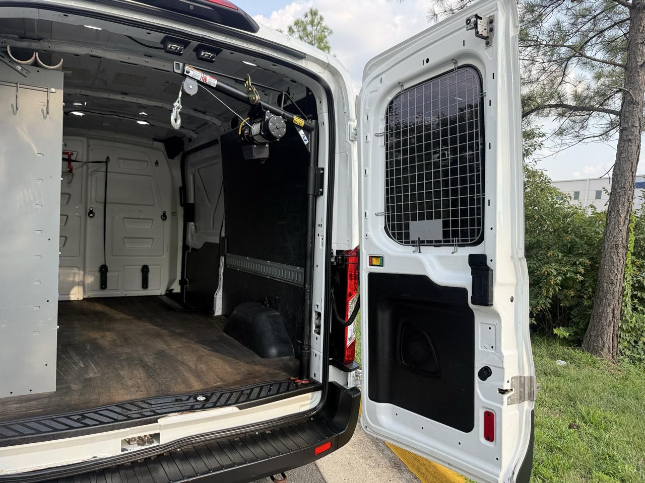 Ford Transit Cargo Van T-250 130" Med Rf 9070 GVWR AWD 2020