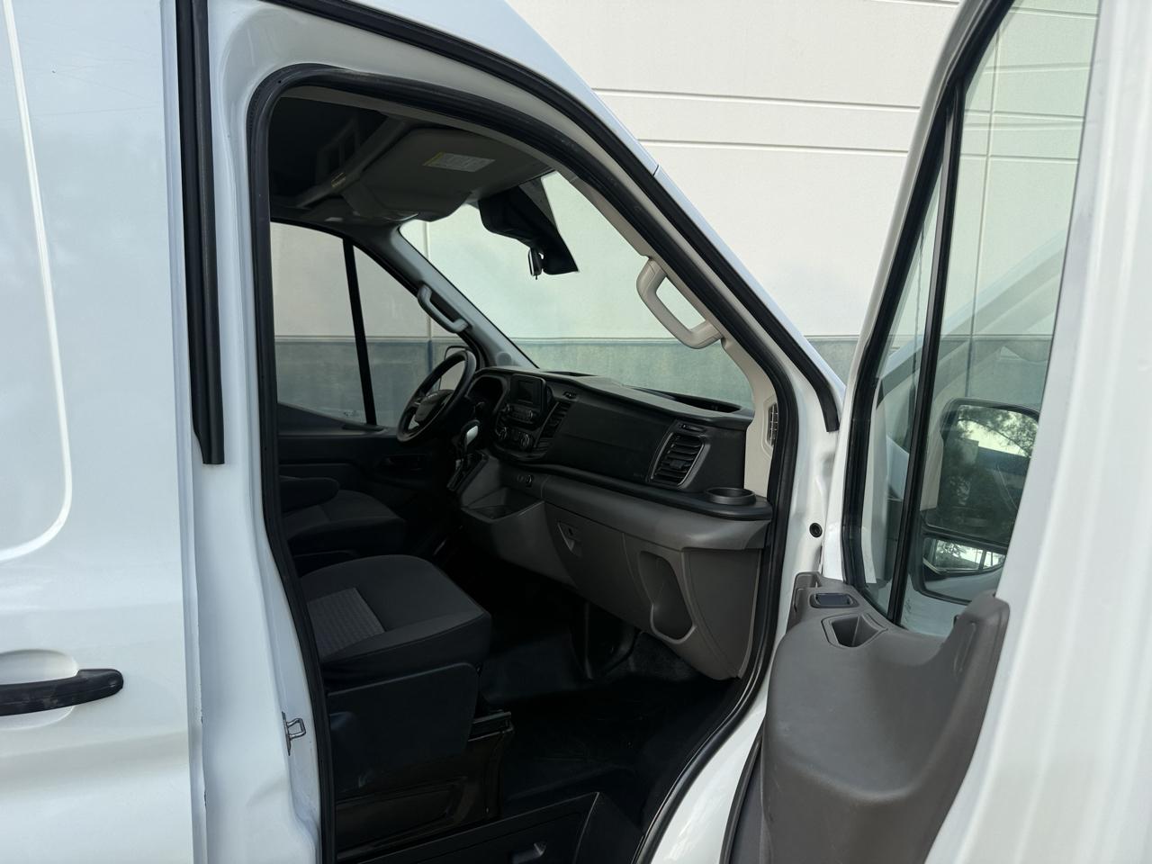 Ford Transit Cargo Van T-250 130" Med Rf 9070 GVWR AWD 2020