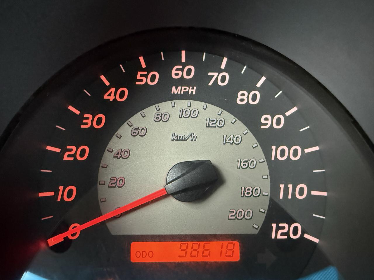 Toyota Tacoma 4WD Access I4 MT (Natl) 2011