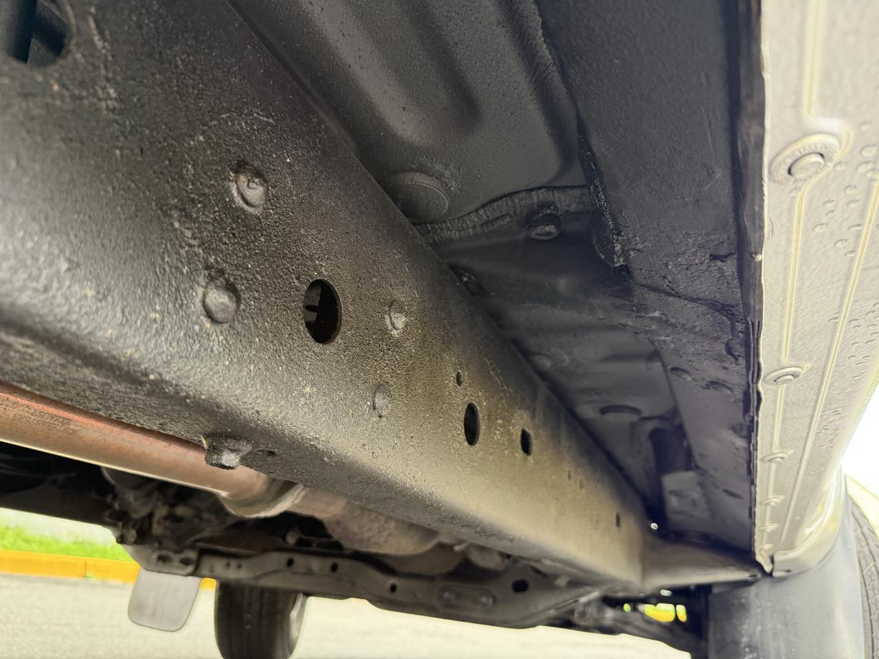 Toyota Tacoma 4WD Access I4 MT (Natl) 2011