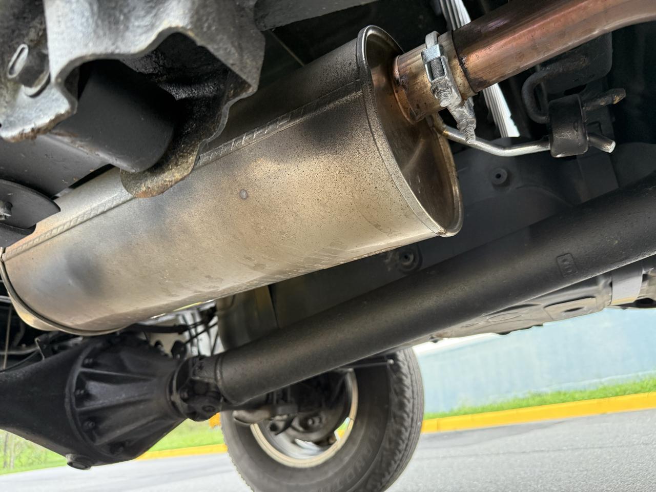 Toyota Tacoma 4WD Access I4 MT (Natl) 2011