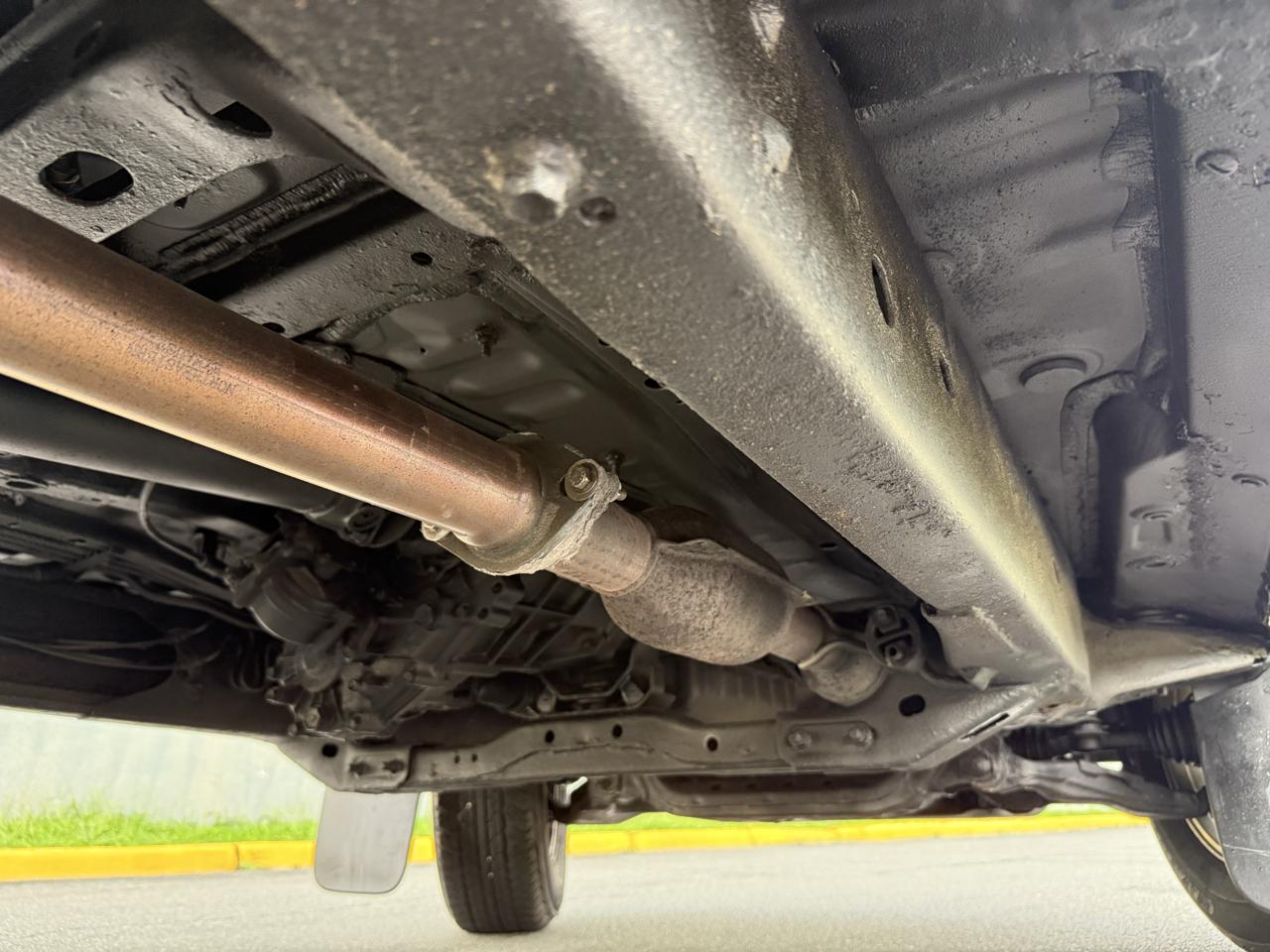 Toyota Tacoma 4WD Access I4 MT (Natl) 2011