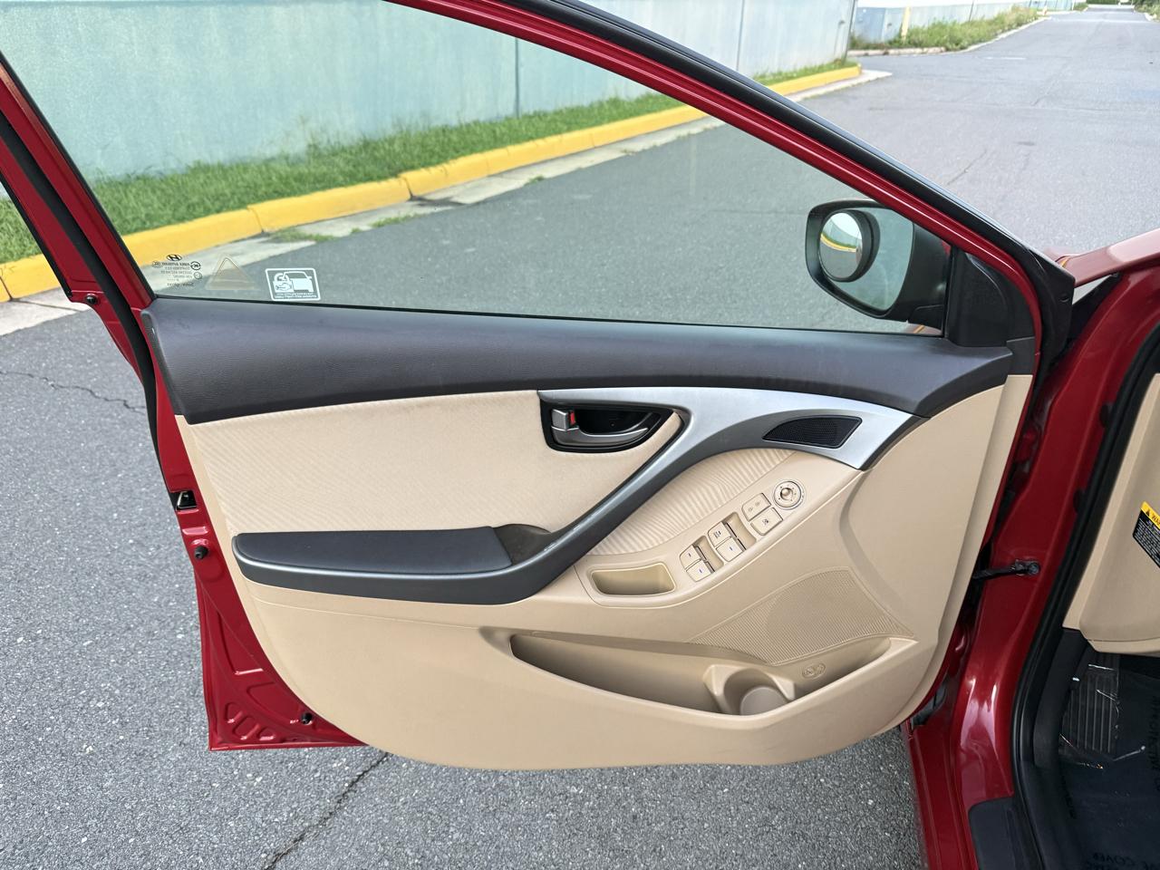 Hyundai Elantra 4dr Sdn Auto GLS PZEV (Ulsan Plant) *Ltd Avail* 2013