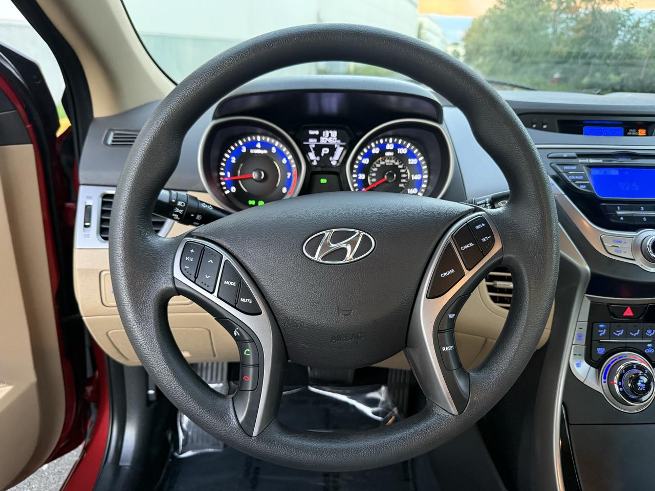 Hyundai Elantra 4dr Sdn Auto GLS PZEV (Ulsan Plant) *Ltd Avail* 2013