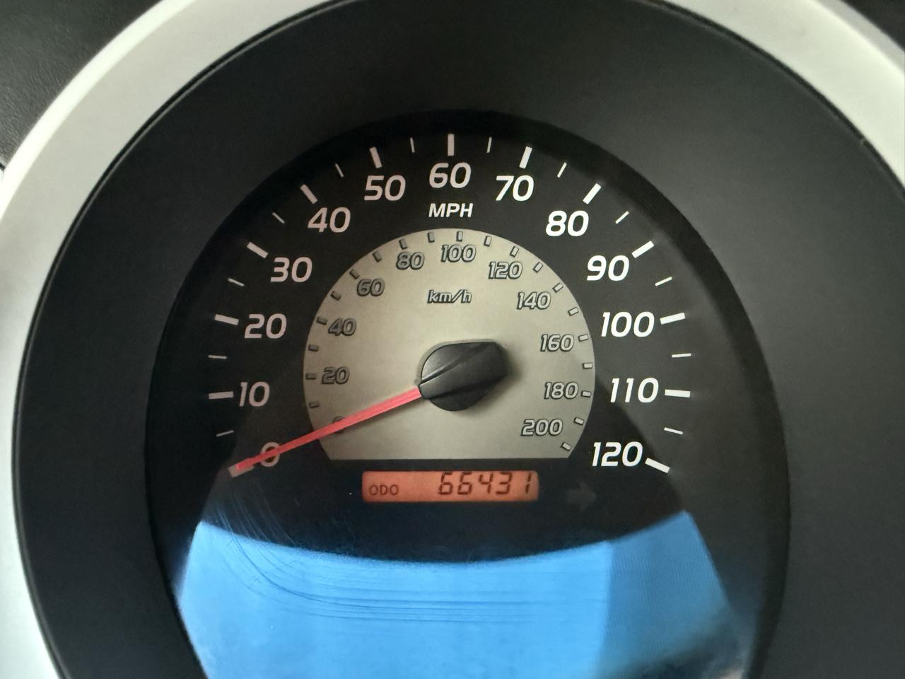 Toyota Tacoma 4WD Double LB V6 AT (Natl) 2010
